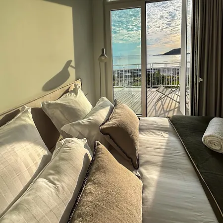 Apartmán Rouzic T4, Luxury 4 Bedroom Breathtakin